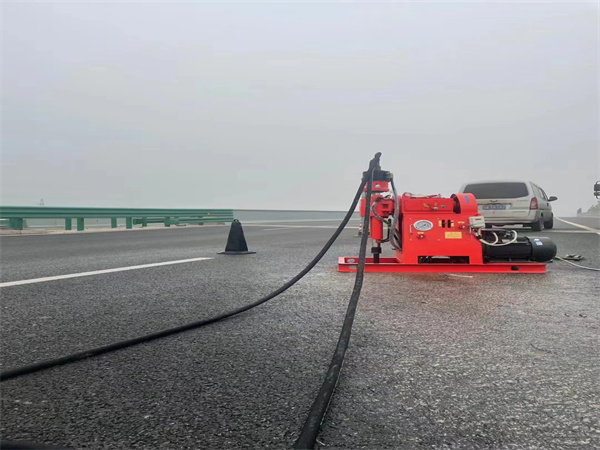 豆河镇马路路基路面开裂下沉注浆加固灌浆